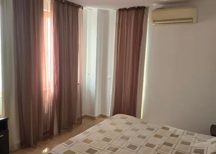 хелиос Apartamento *